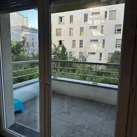 Confortable à Saint-denis - 70 M² Avec Balcon