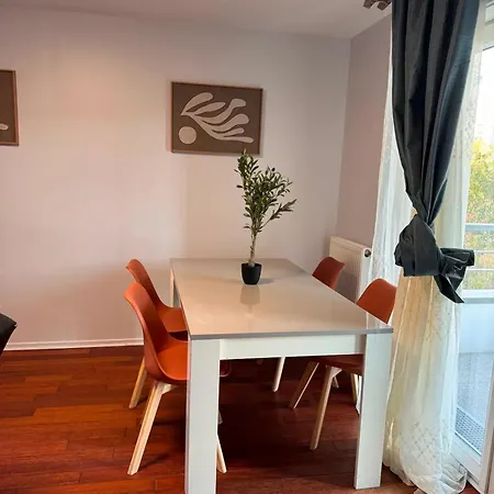 Confortable à Saint-denis - 70 M² Avec Balcon