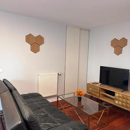 Confortable A Saint-denis - 70 M² Avec Balcon *
